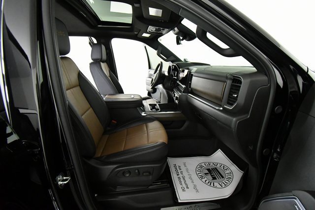 Used 2024 Chevrolet Silverado 2500 High Country w/ Technology Package image 23