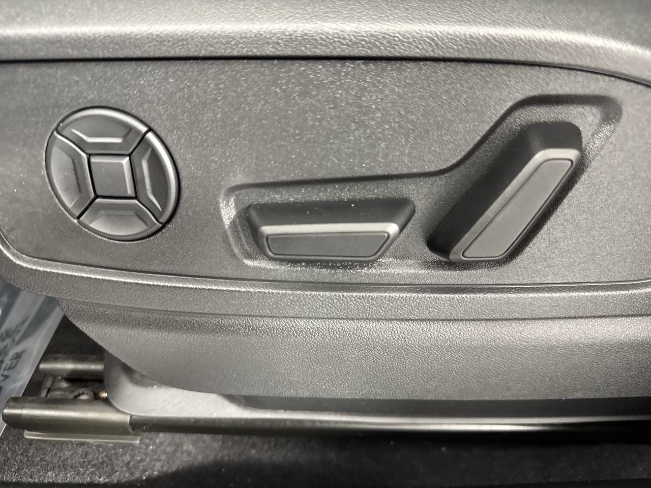 Used 2025 Audi Q5 Premium Plus w/ Premium Plus AWD/4WD image 21