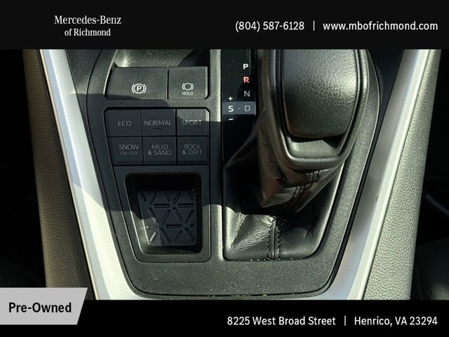 Used 2020 Toyota RAV4 XLE image 18