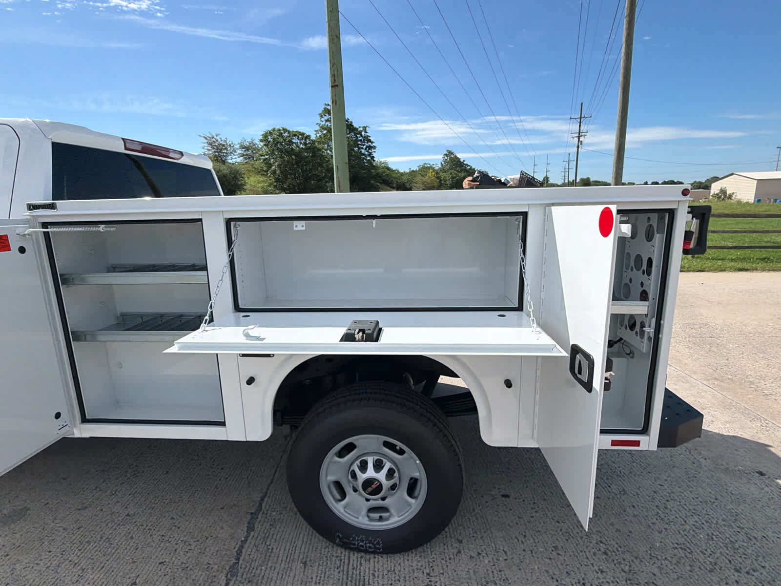 New 2026 GMC Sierra 2500 Pro w/ Convenience Package AWD/4WD image 18