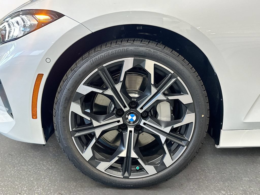 New 2026 BMW 330i xDrive Sedan w/ Premium Package AWD/4WD image 33
