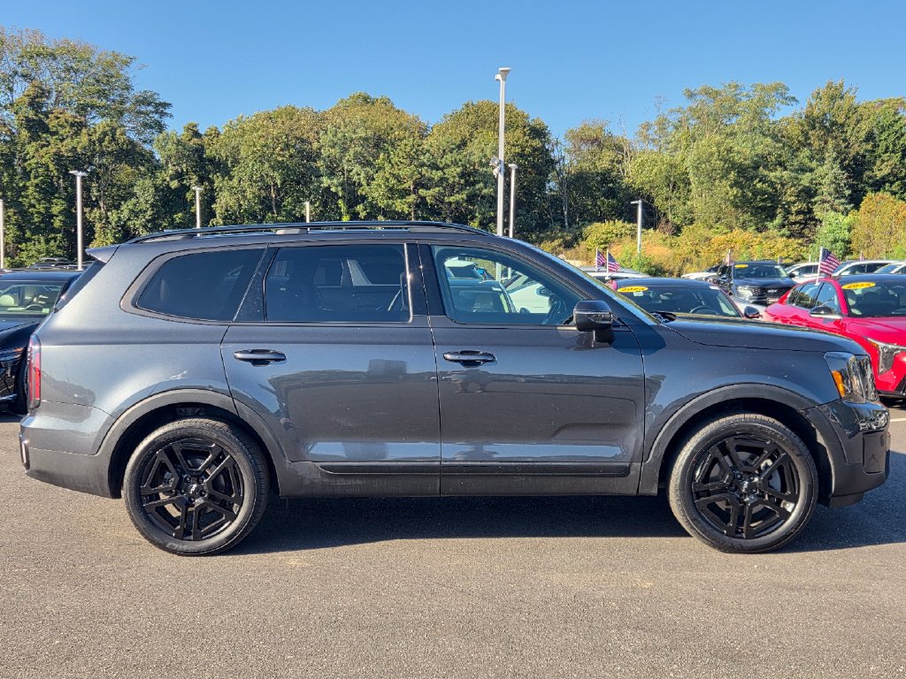 Used 2024 Kia Telluride EX X-Line AWD/4WD image 3
