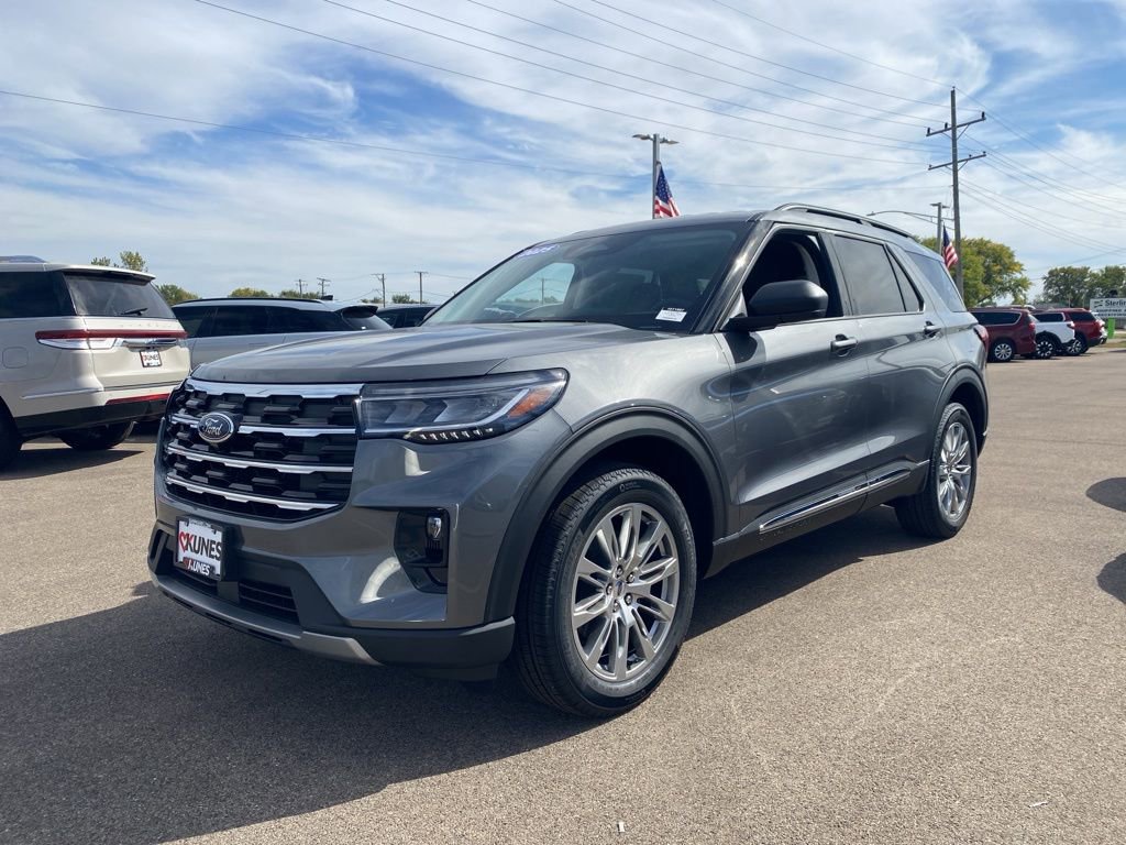 New 2025 Ford Explorer Active image 15