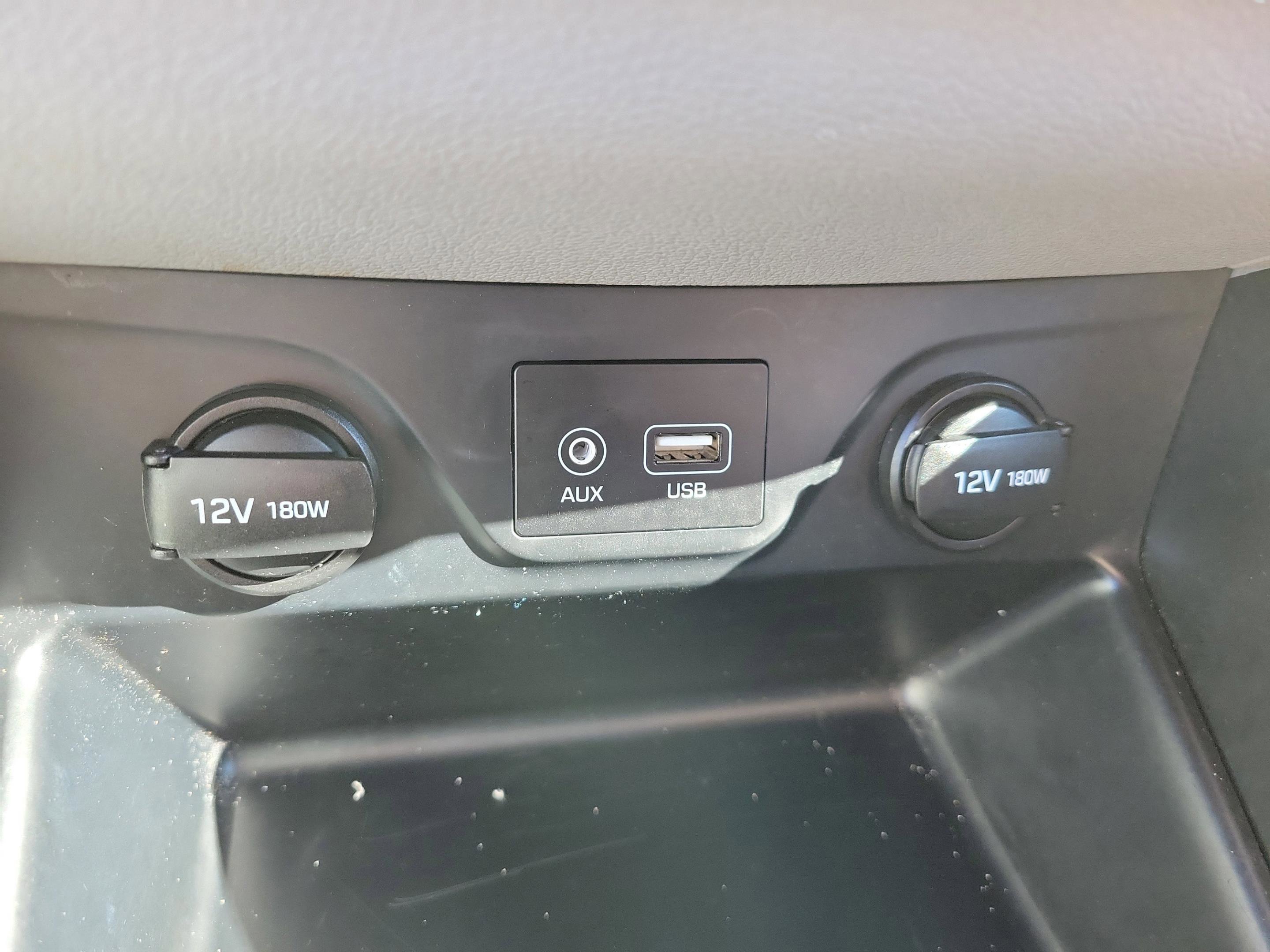 Used 2019 Hyundai Tucson SE image 34