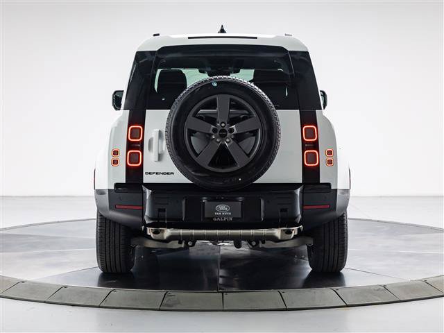 New 2026 Land Rover Defender 110 S AWD/4WD image 4
