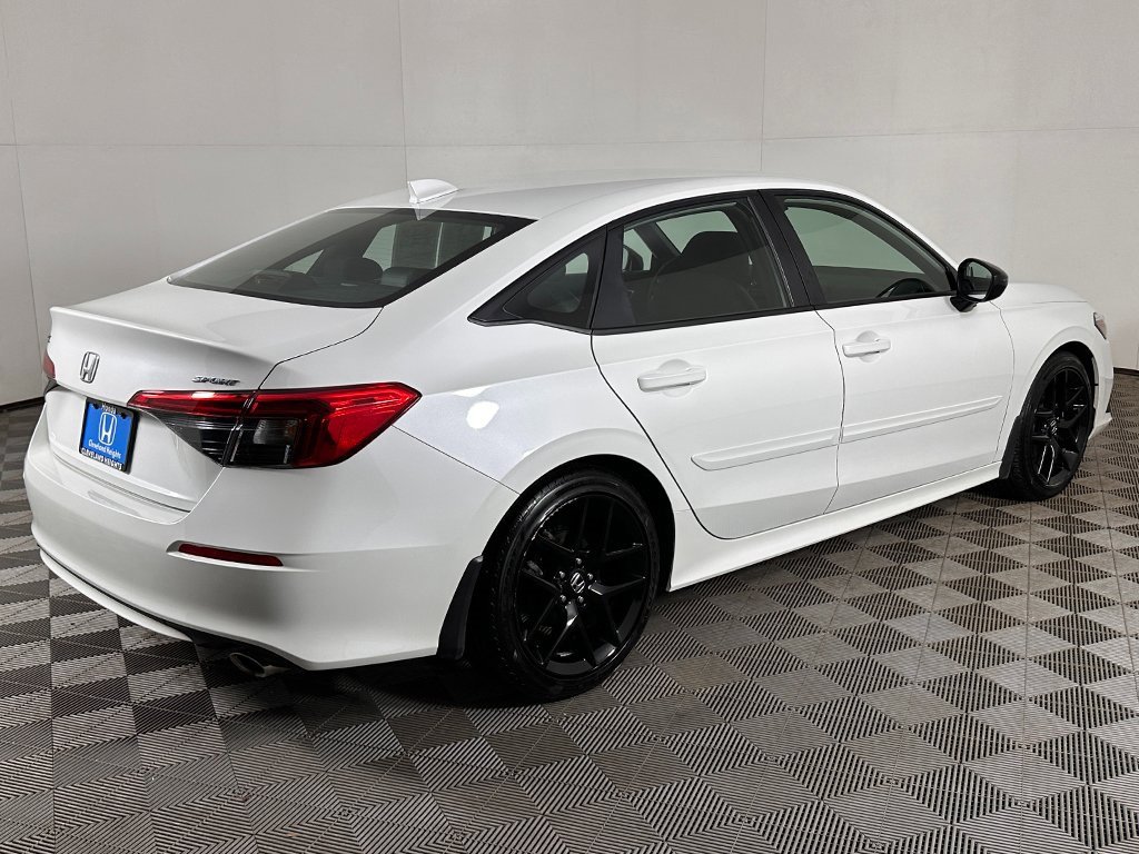 Used 2023 Honda Civic Sport image 7