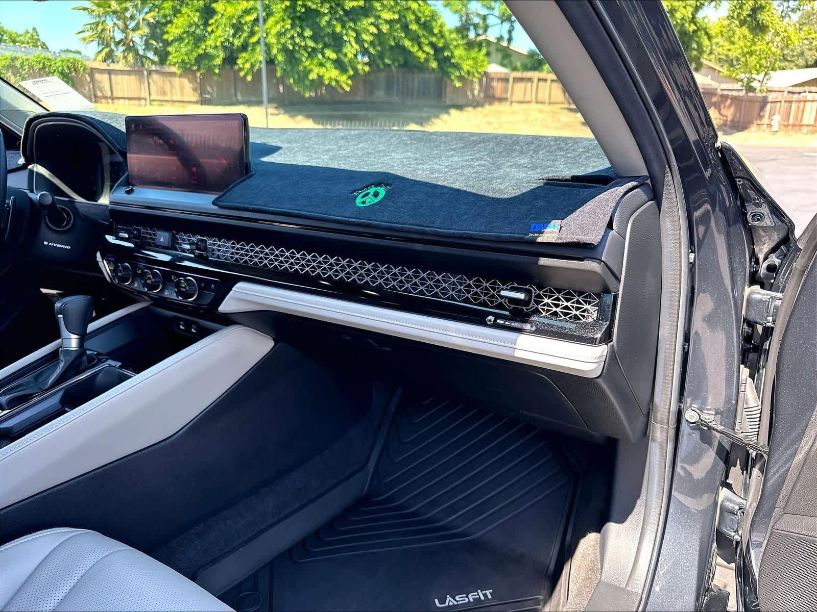 Used 2025 Honda Accord Touring image 19