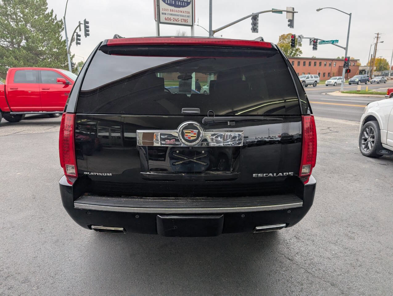 Used 2014 Cadillac Escalade Platinum image 6