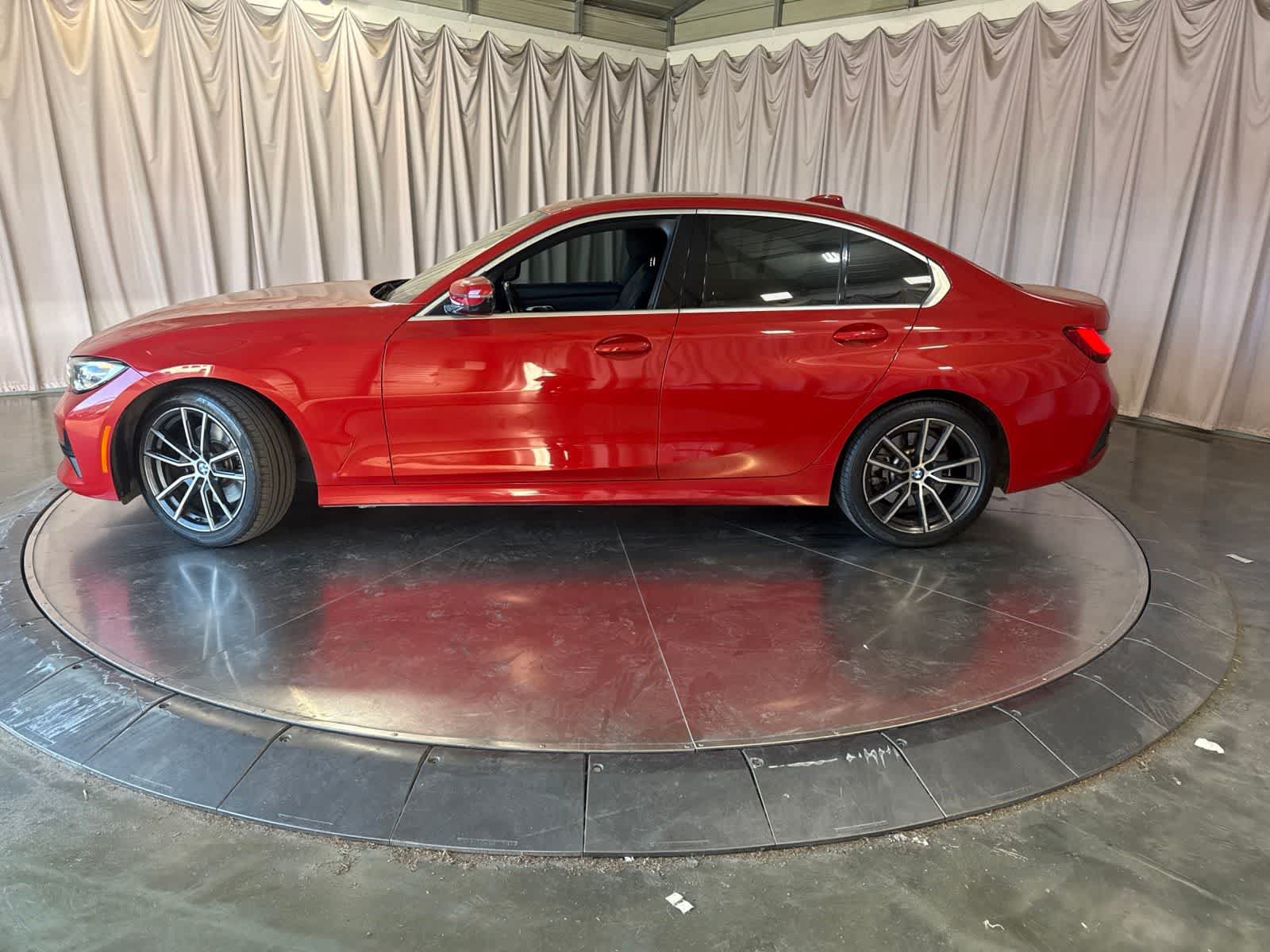 Used 2019 BMW 330i Sedan RWD image 8