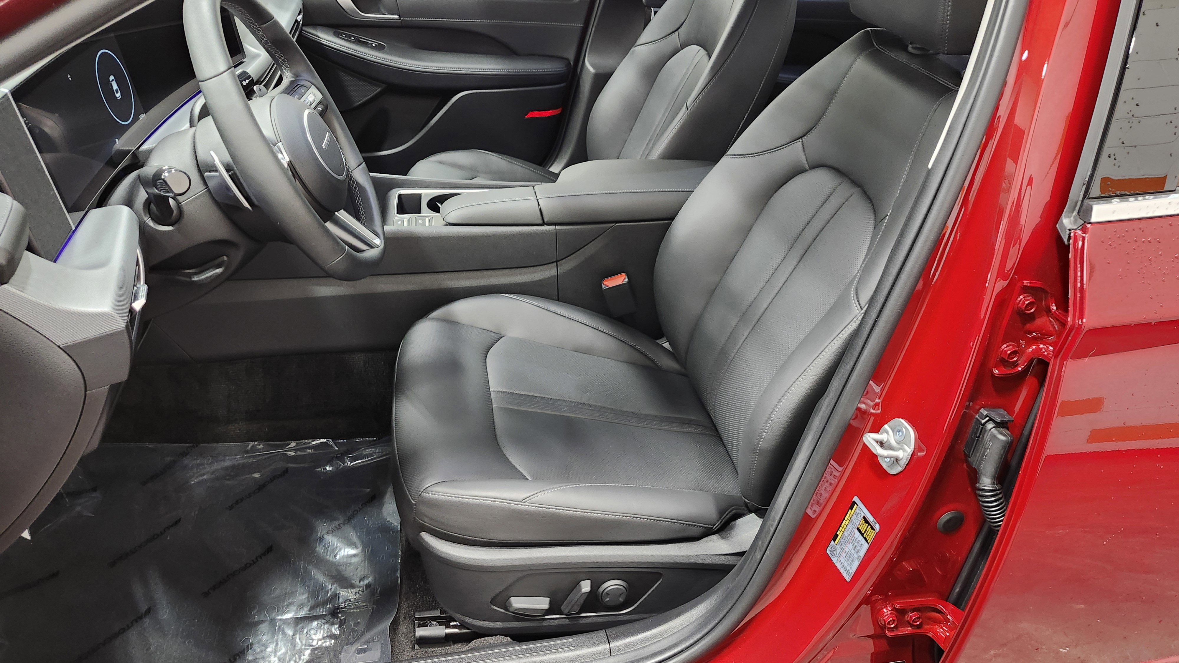 Used 2025 Hyundai Sonata Limited image 24