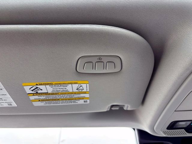 Used 2025 Ford Expedition Active image 30