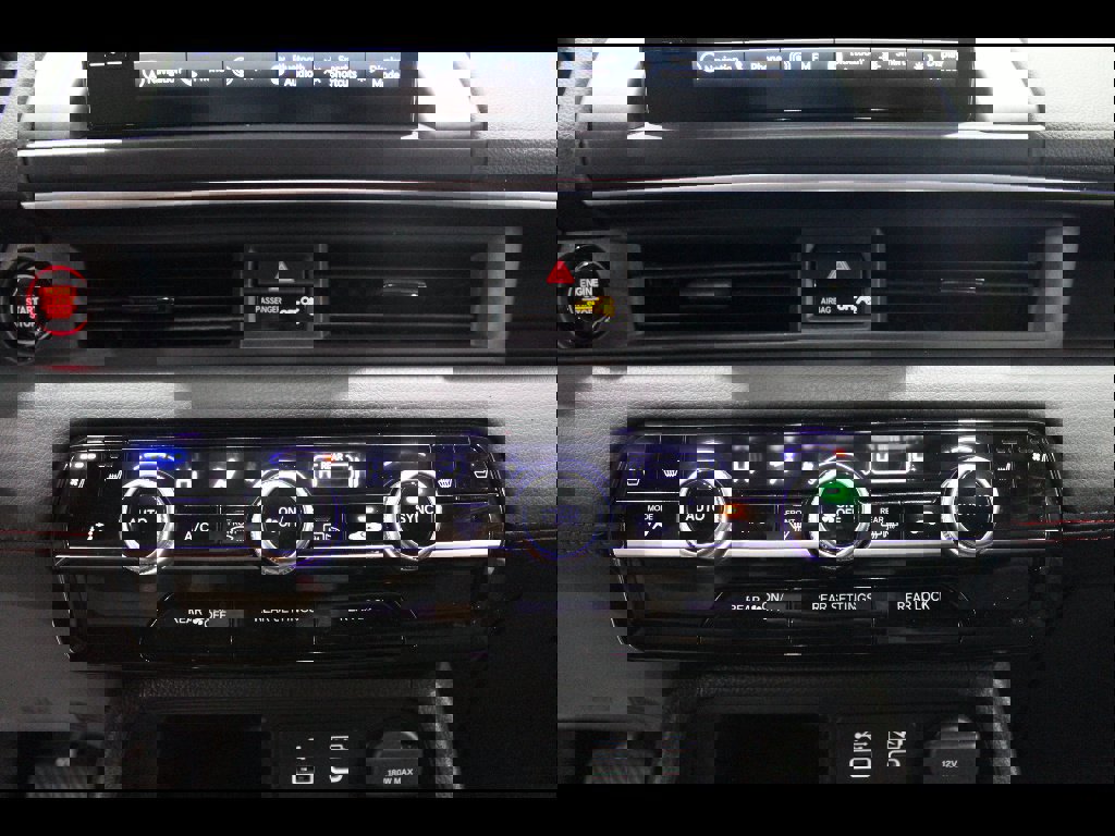 Certified 2025 Honda Pilot Black Edition image 30