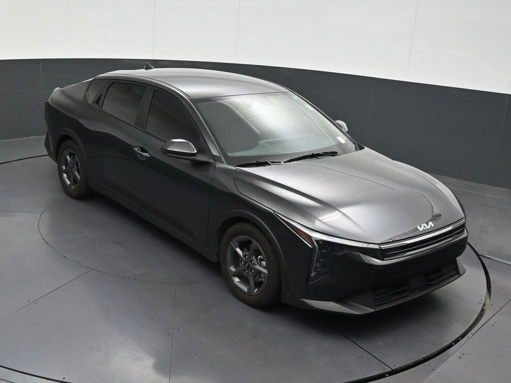 Used 2025 Kia K4 FWD image 21