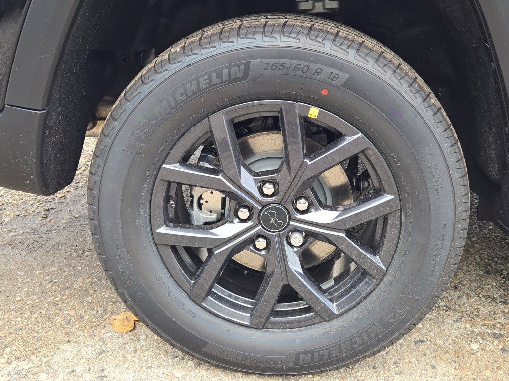 New 2027 Jeep Grand Cherokee Altitude AWD/4WD image 16