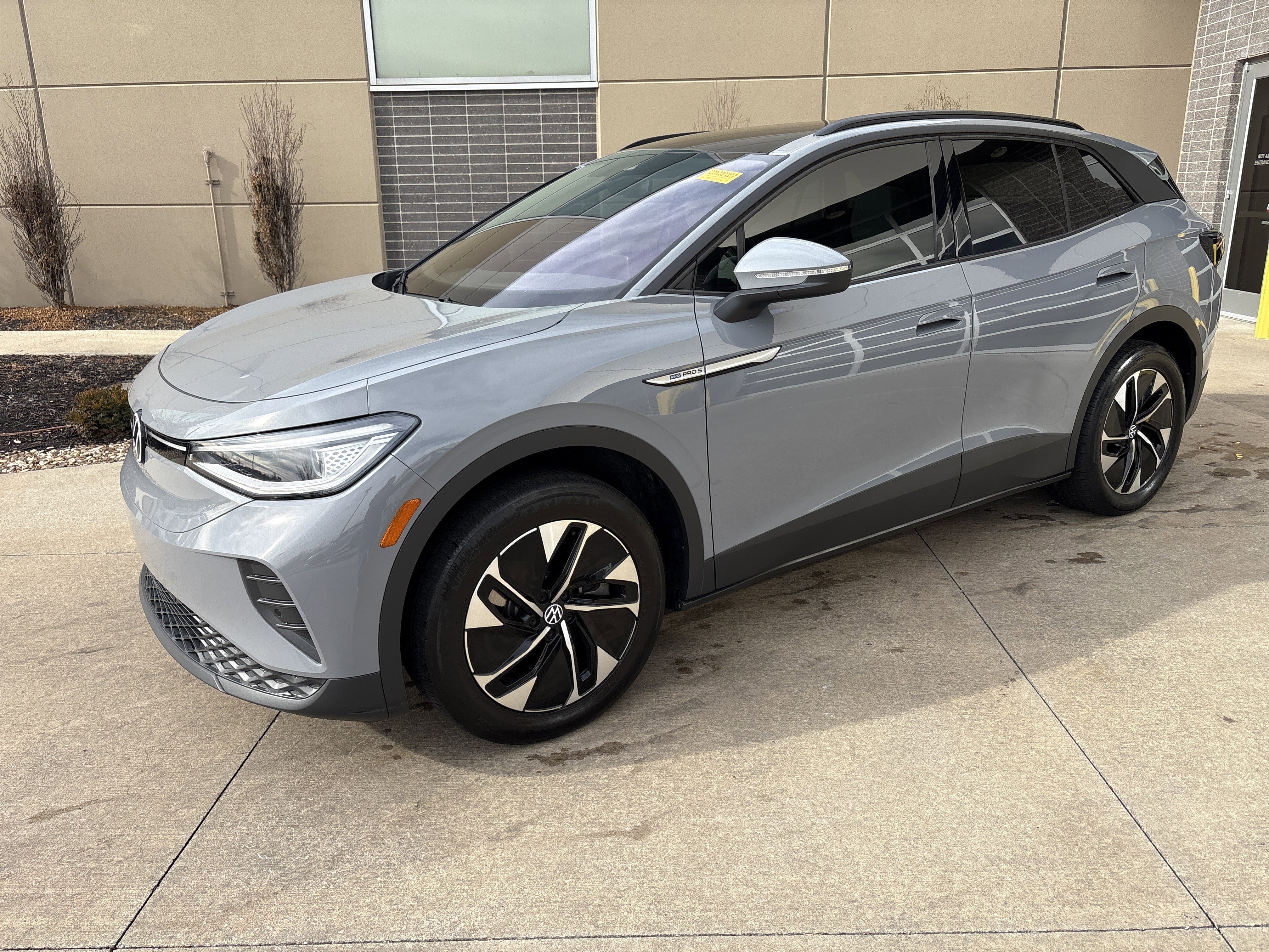 Used 2022 Volkswagen ID.4 Pro S image 5