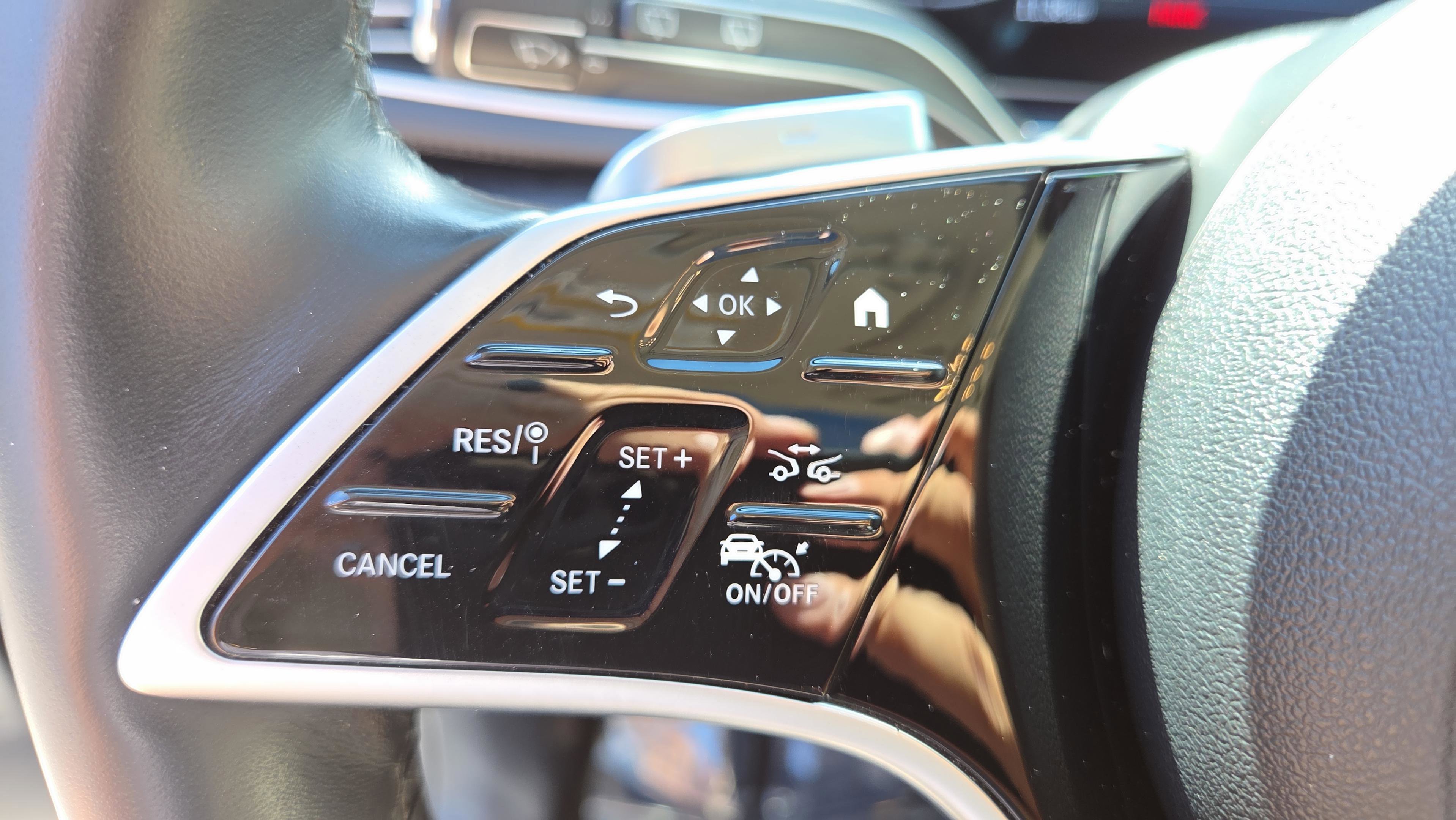 Certified 2024 Mercedes-Benz GLS 450 4MATIC image 28