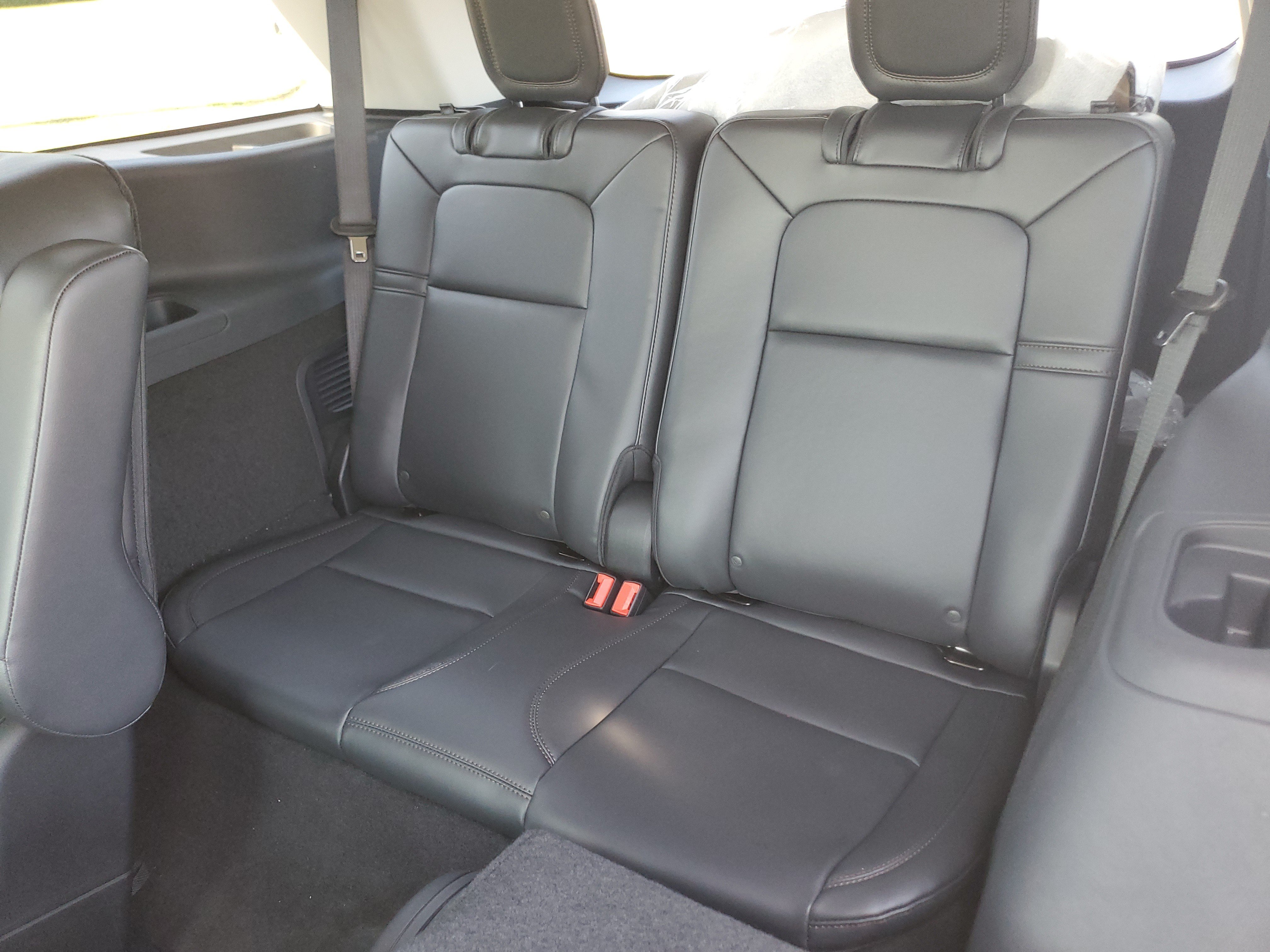 New 2026 Lincoln Aviator AWD image 27
