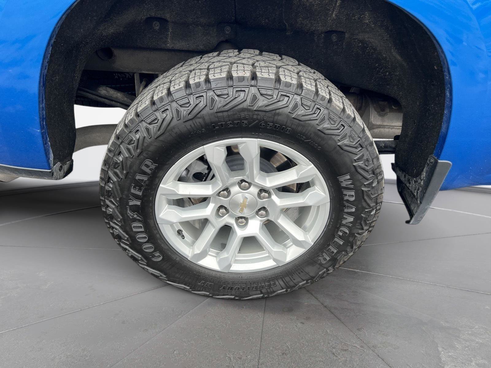 Used 2023 Chevrolet Silverado 1500 LT w/ Protection Package image 9