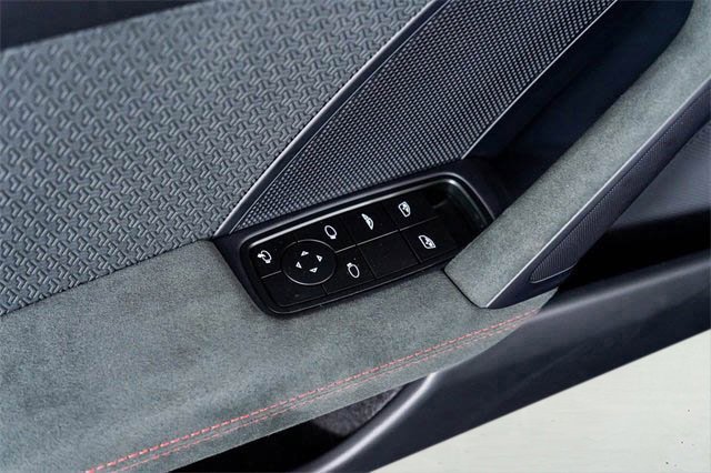 Used 2025 Porsche 911 Carrera GTS image 50