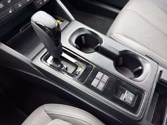 Certified 2026 Subaru Outback Limited XT AWD/4WD image 15
