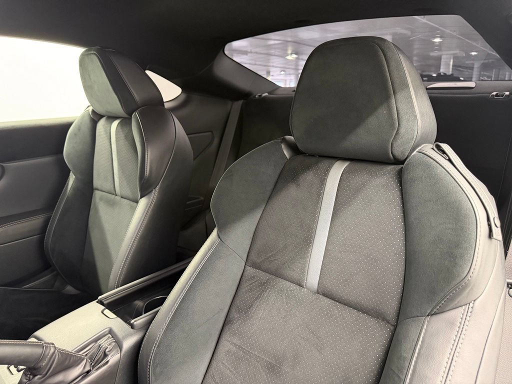 Used 2025 Toyota GR86 Premium w/ ALL Weather Mat Package (TMS) RWD image 23
