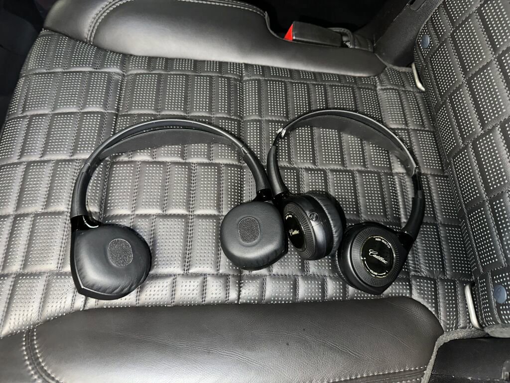 Used 2021 Cadillac Escalade Premium Luxury Platinum image 24