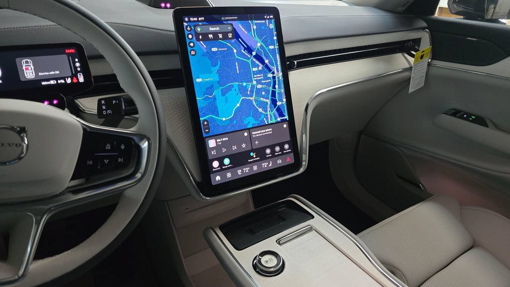 New 2025 Volvo EX90 Ultra AWD/4WD image 31