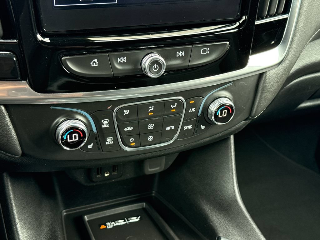 Used 2023 Chevrolet Traverse LT AWD/4WD image 28