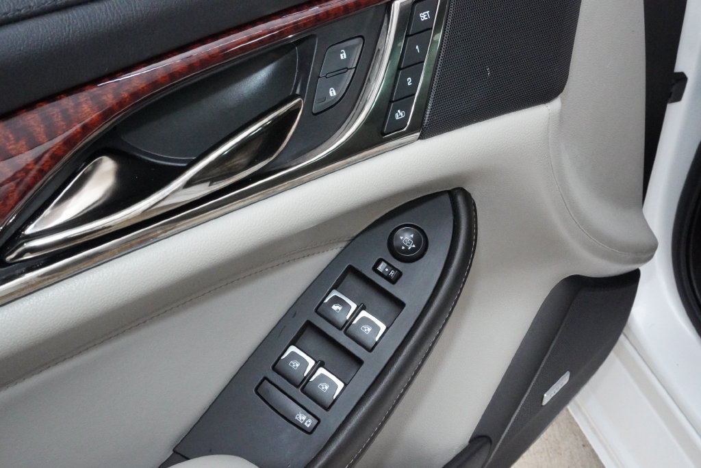 Used 2019 Cadillac CTS Sedan RWD image 28