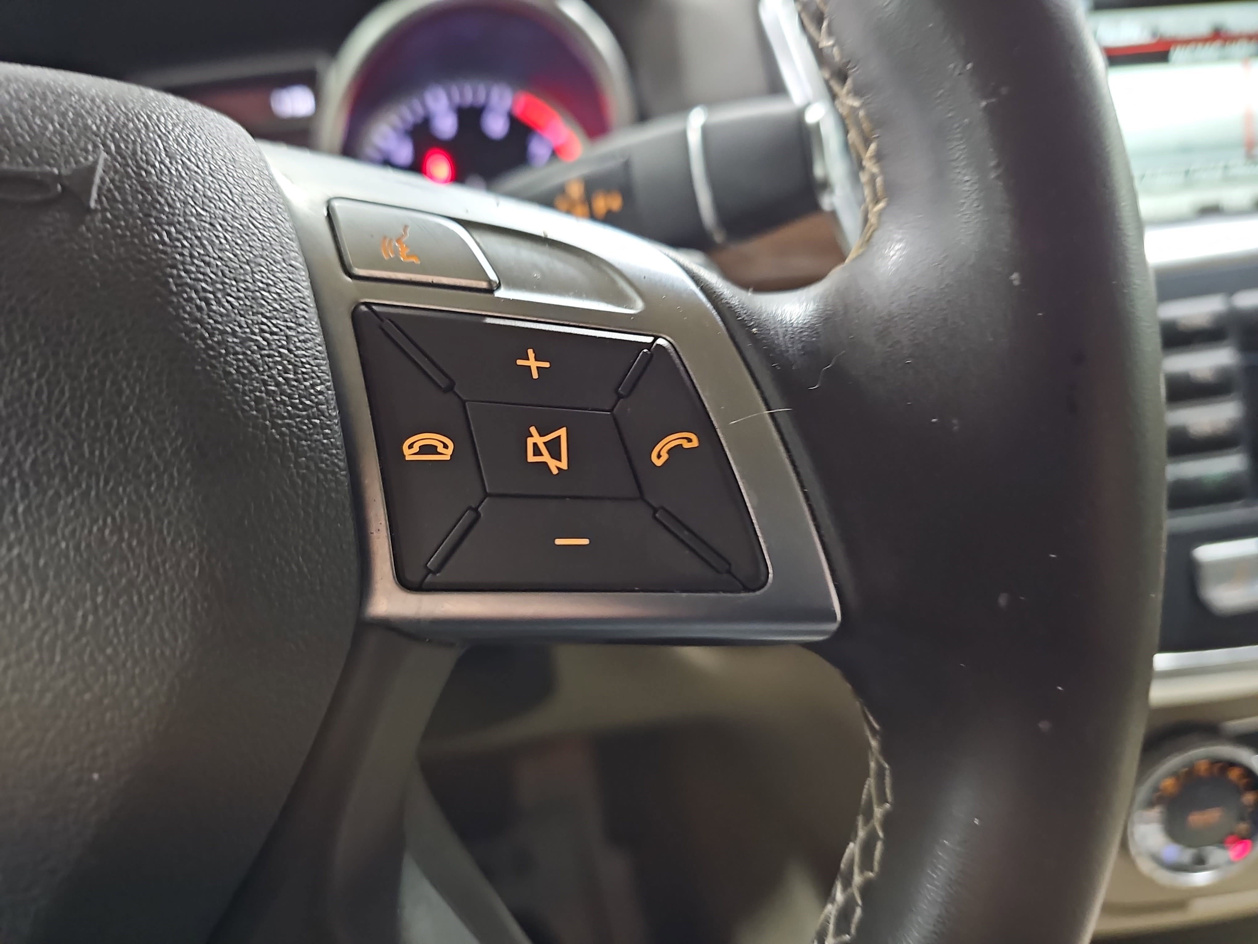 Used 2014 Mercedes-Benz ML 350 2WD image 19