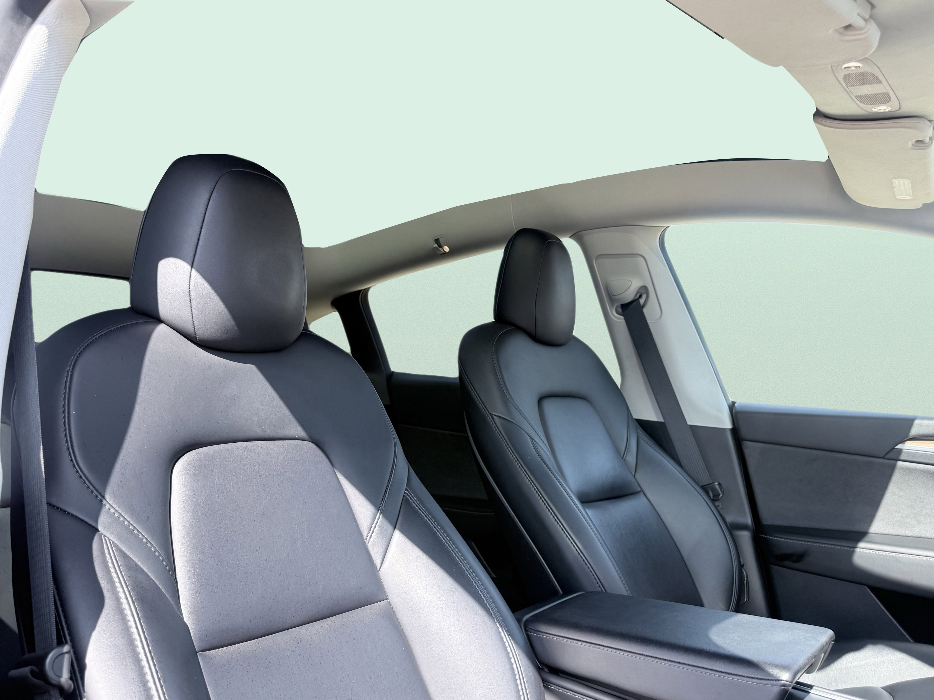 Used 2023 Tesla Model Y Performance image 46