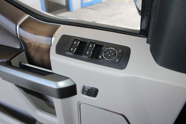 Used 2020 Ford F150 Limited w/ Trailer Tow Package image 27