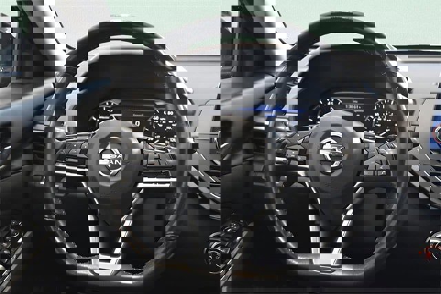 Used 2025 Nissan Altima 2.5 SR image 26