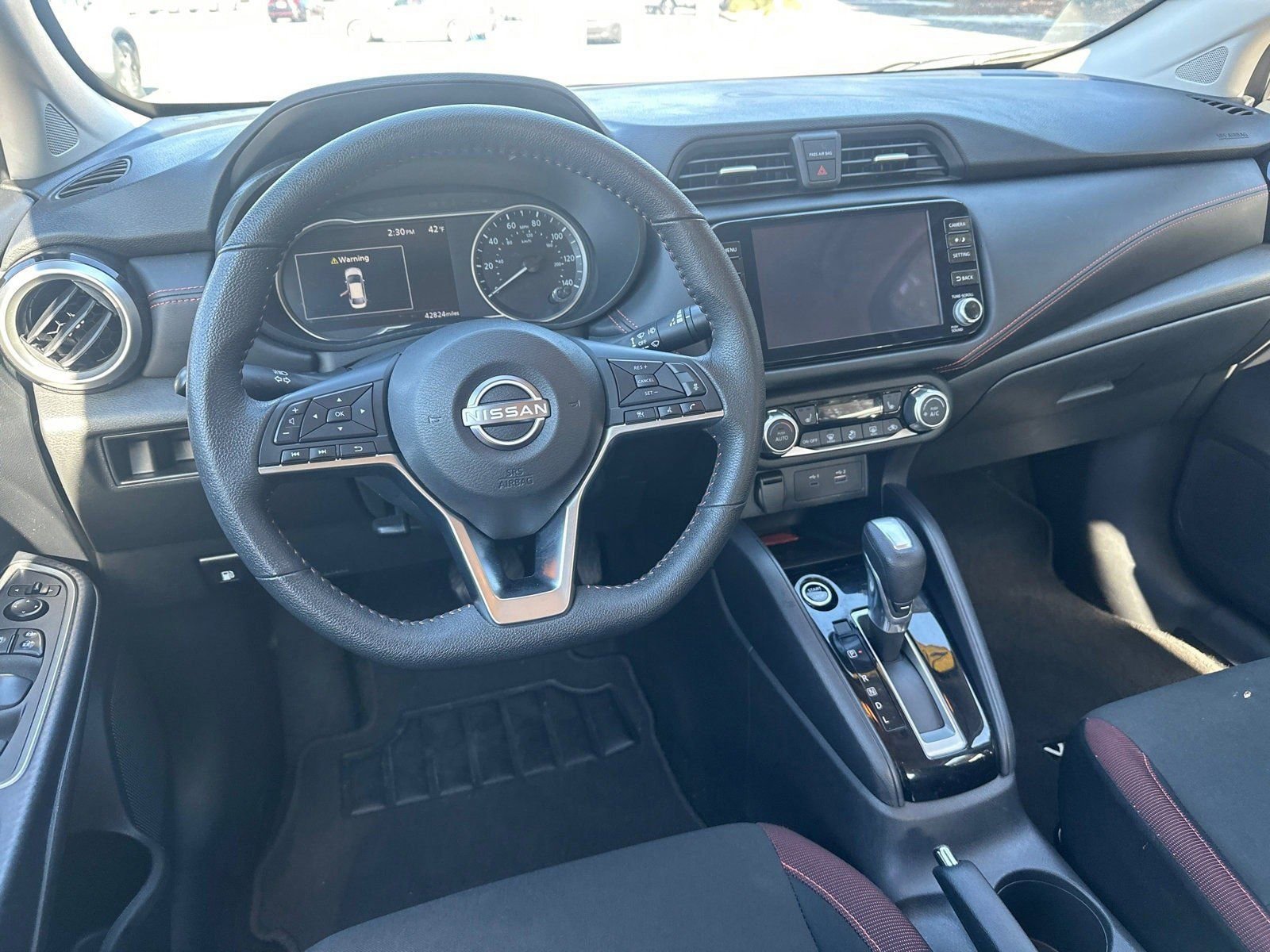 Used 2024 Nissan Versa SR image 22