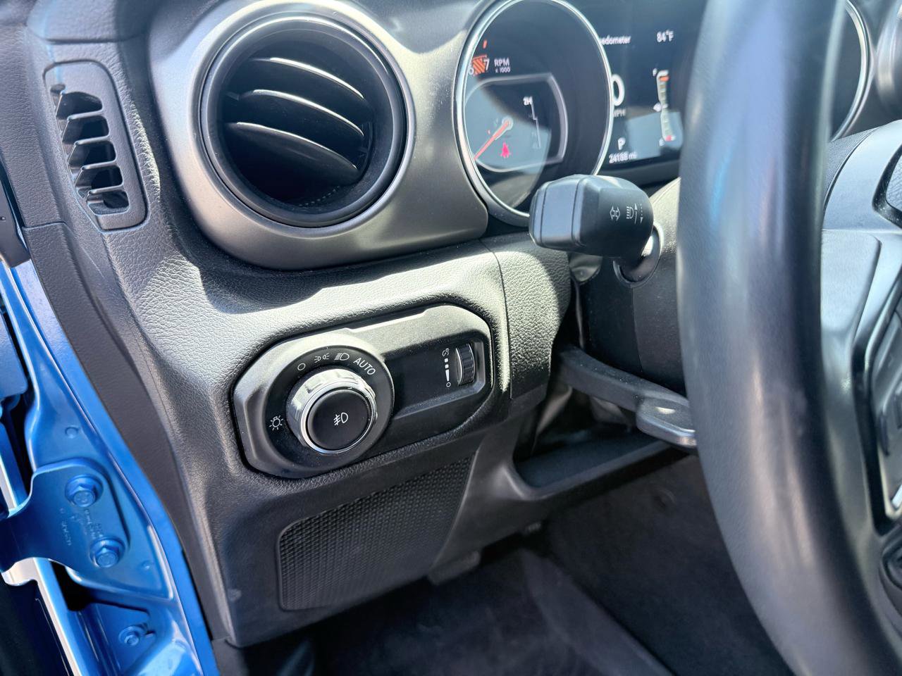 Used 2023 Jeep Wrangler Unlimited Sport w/ Sun And Sound Package image 21