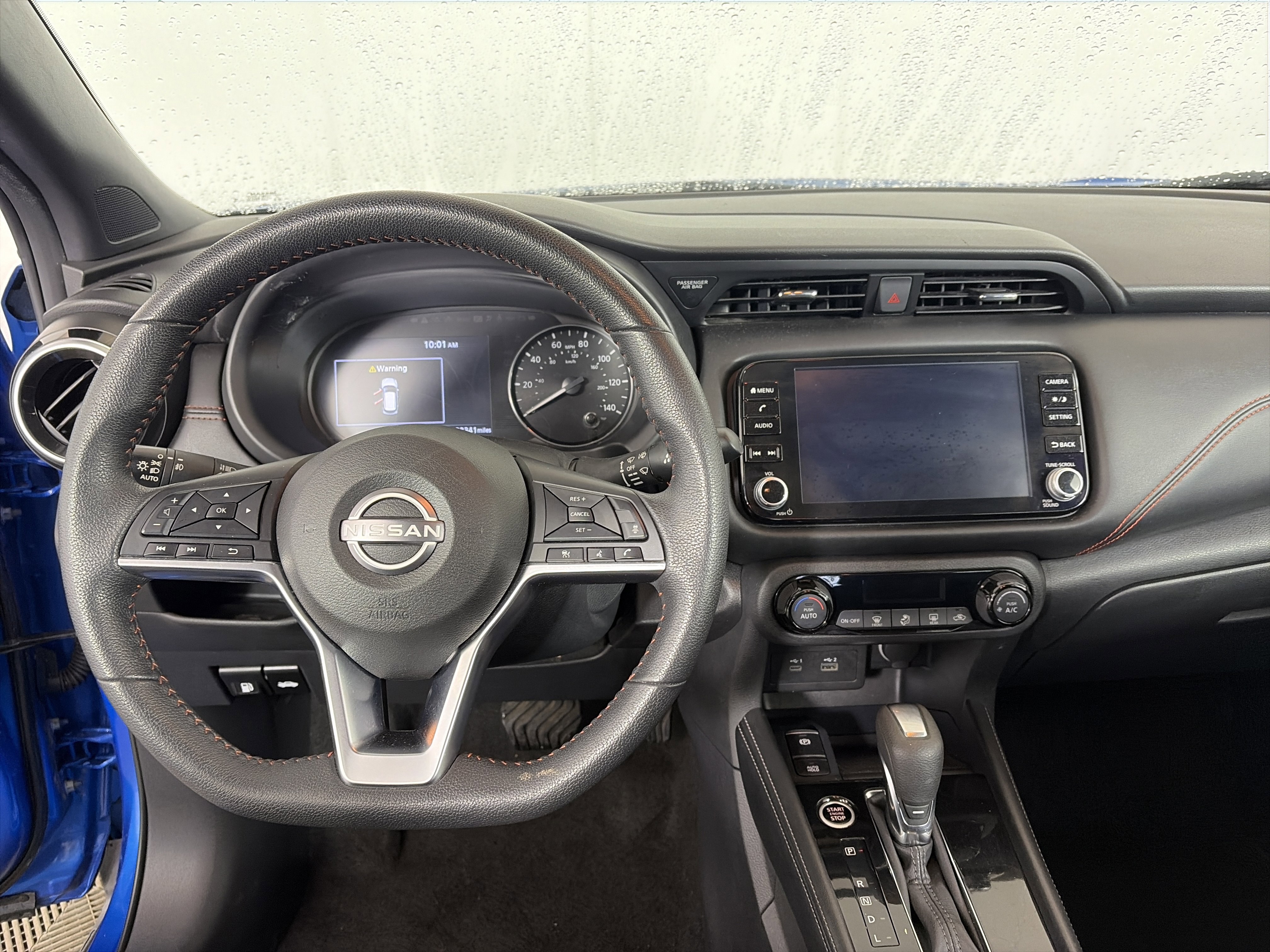 Used 2024 Nissan Kicks SR image 3