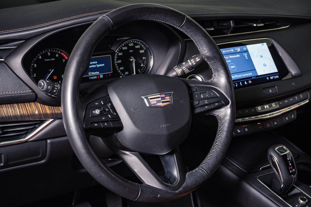 Used 2019 Cadillac XT4 Premium Luxury AWD/4WD image 19