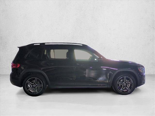 Used 2026 Mercedes-Benz GLB 250 image 4