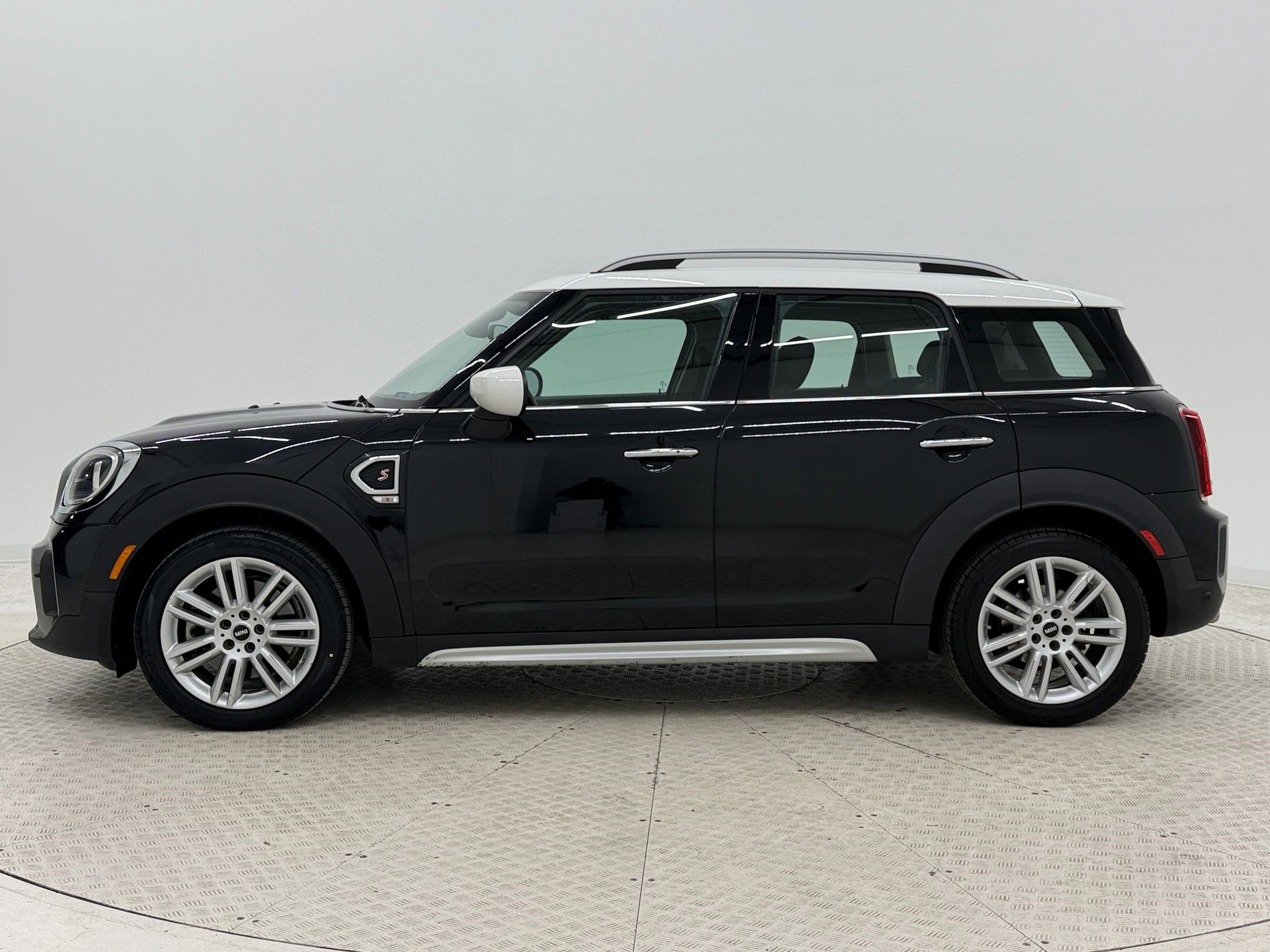 Used 2023 MINI Cooper Countryman S image 2