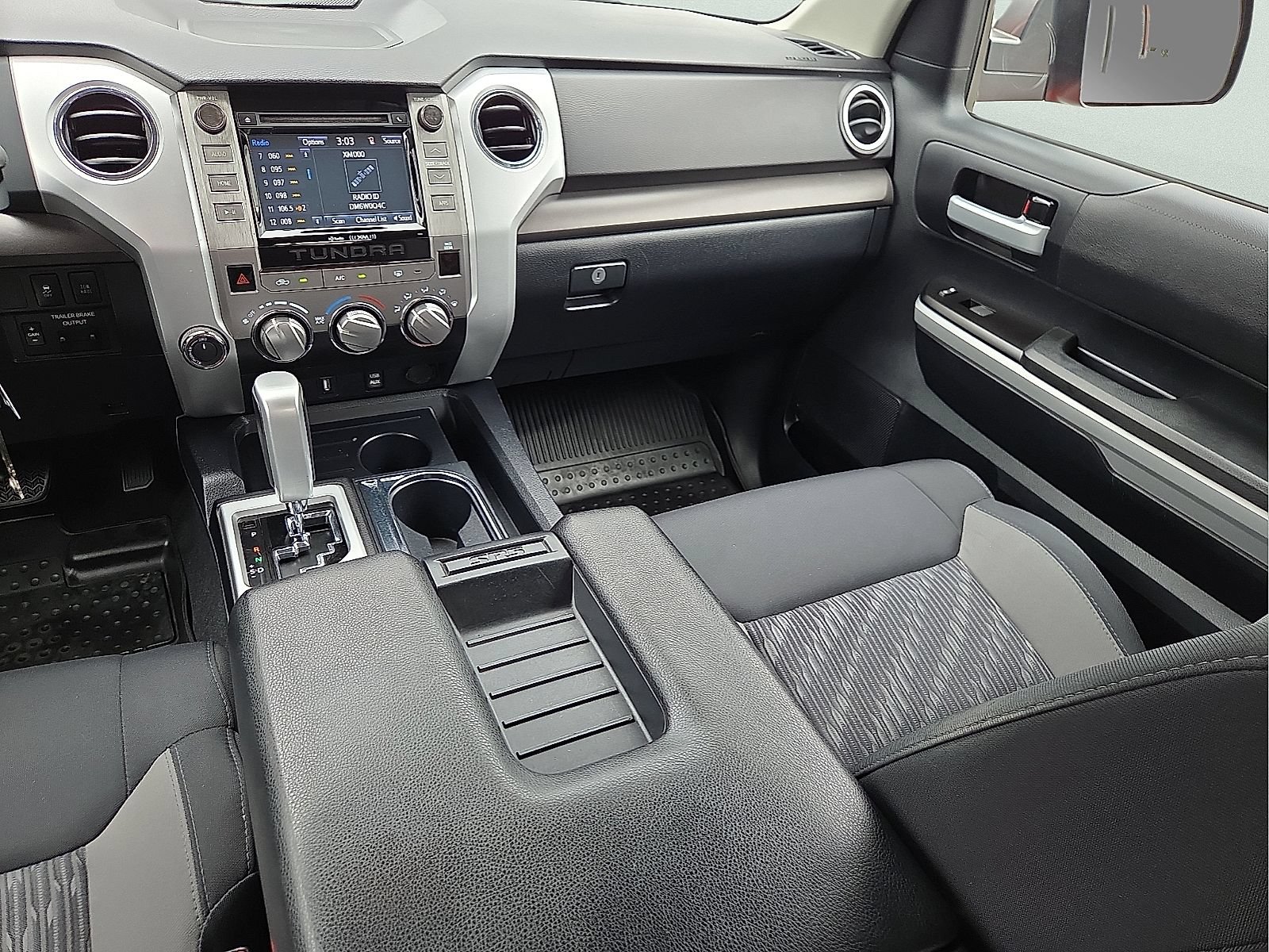 Used 2018 Toyota Tundra SR5 w/ TRD Off Road Package AWD/4WD image 12