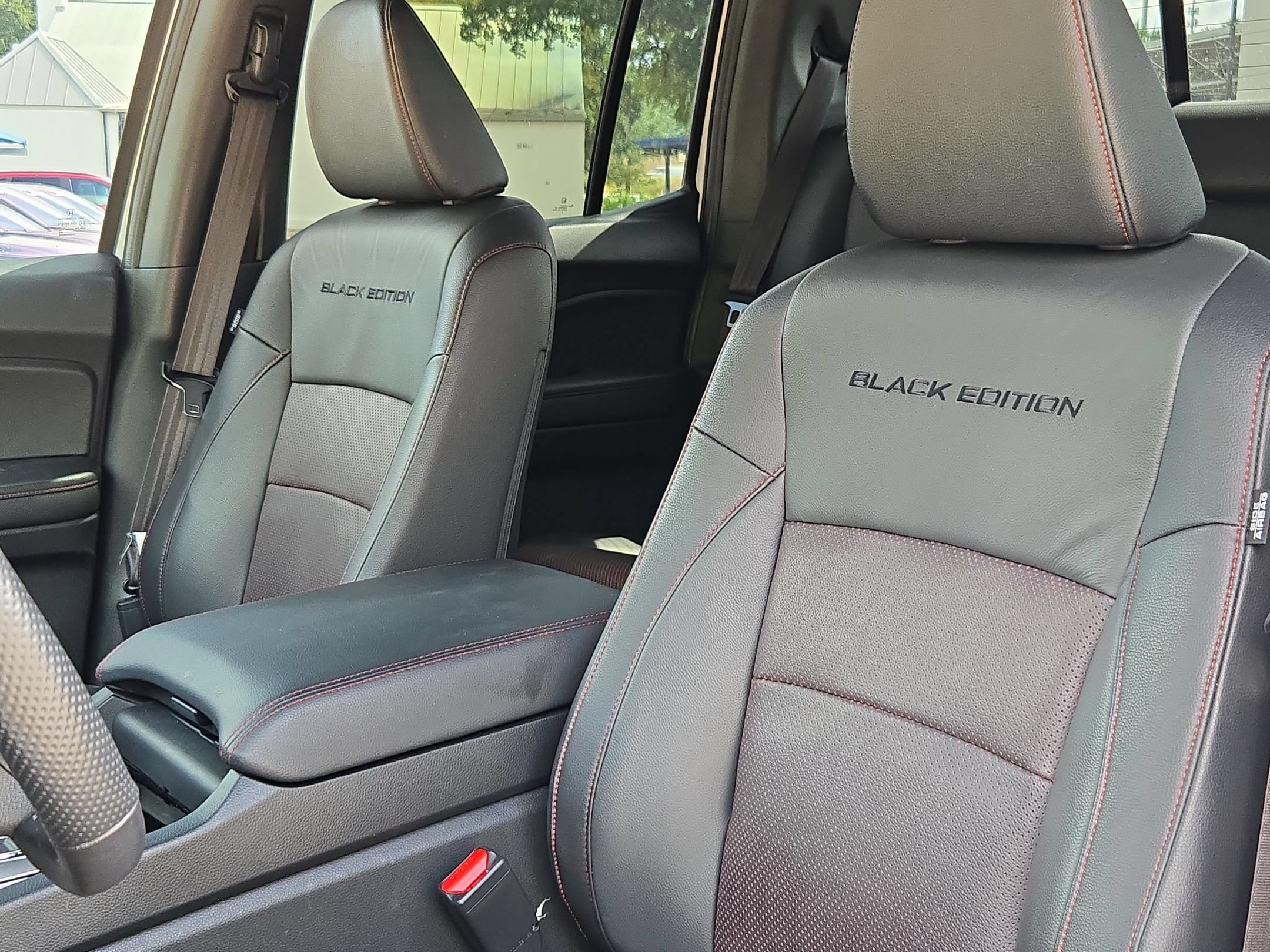 Used 2024 Honda Ridgeline Black Edition image 13