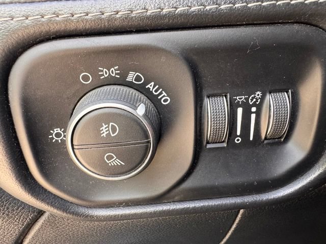 Used 2019 RAM 2500 Limited AWD/4WD image 22