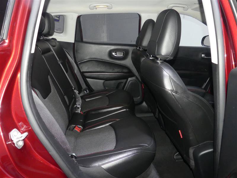 Used 2021 Jeep Compass Trailhawk AWD/4WD image 26
