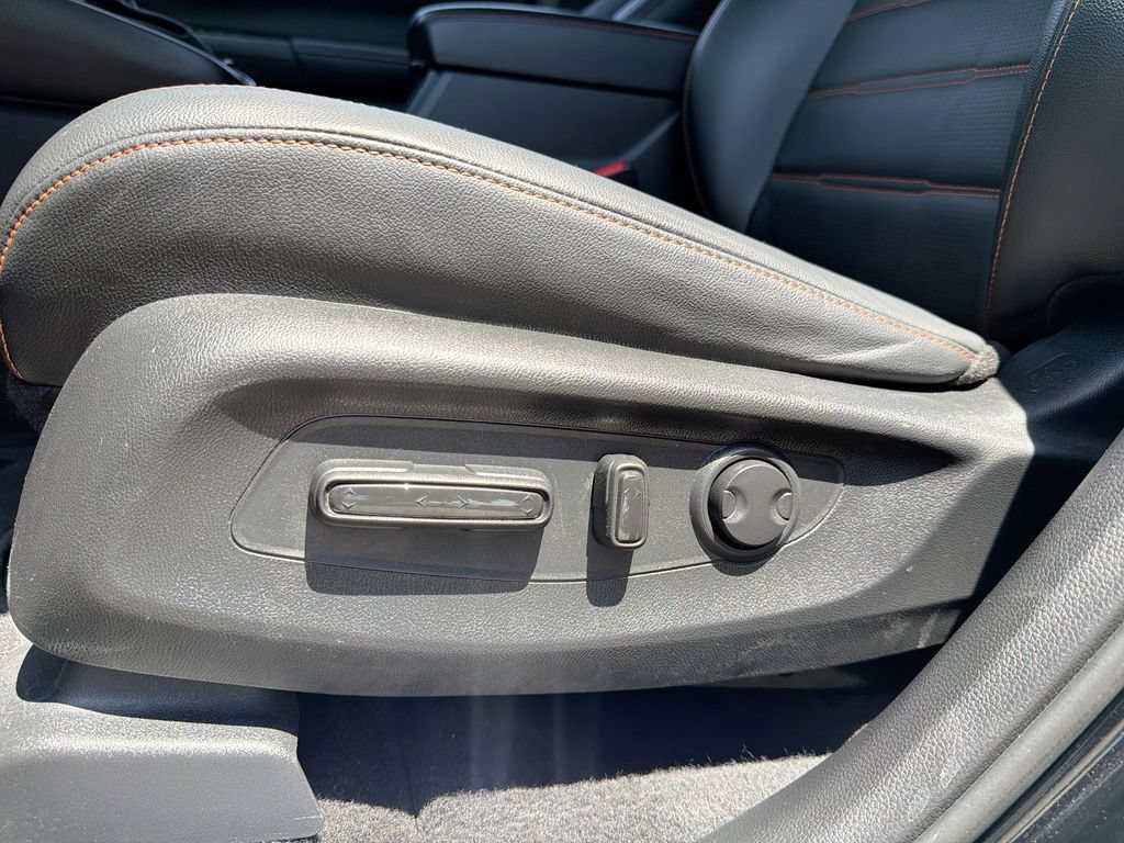 Used 2025 Honda CR-V Sport-L image 14