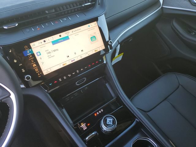 New 2026 Jeep Grand Cherokee Limited AWD/4WD image 16
