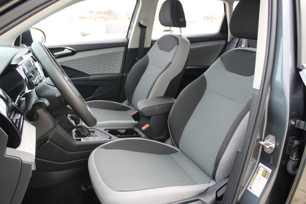 Certified 2024 Volkswagen Taos S image 7