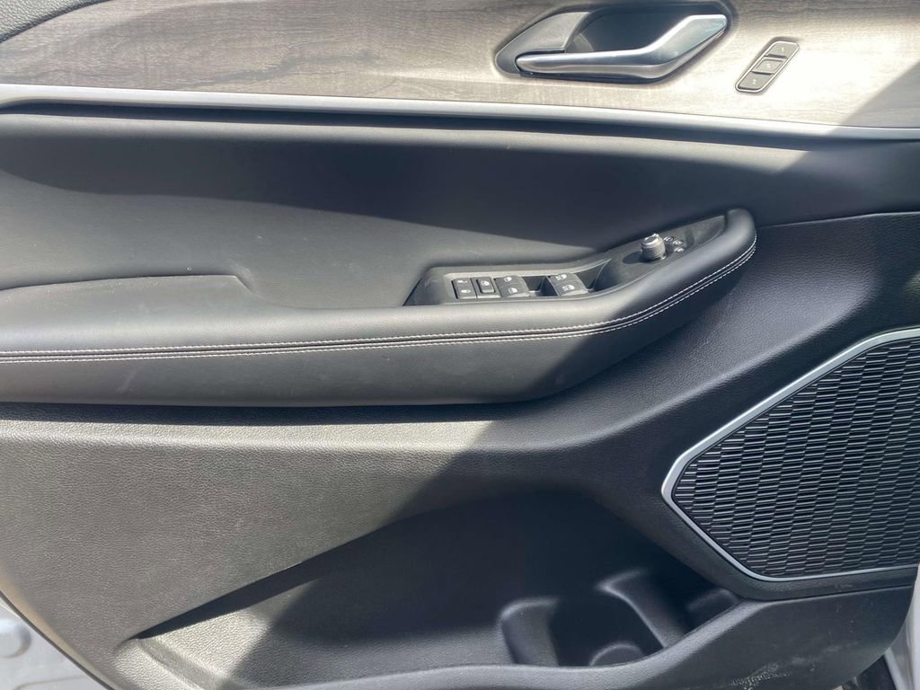 New 2026 Jeep Grand Cherokee Limited w/ Luxury Tech Group II image 42