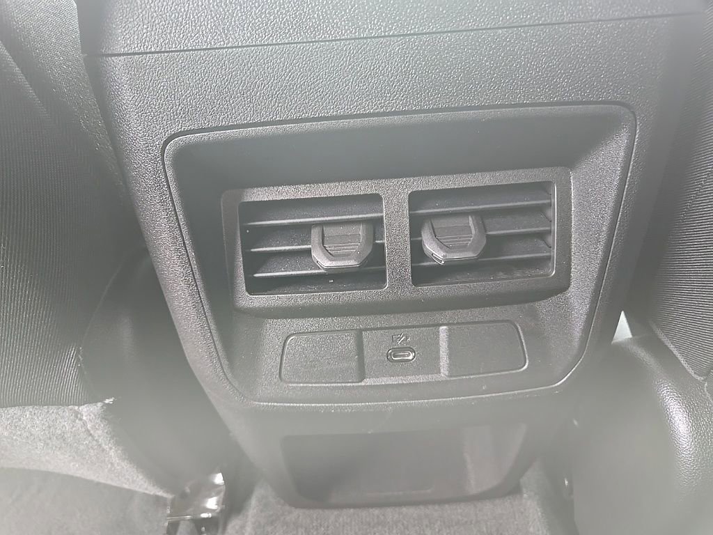 Used 2023 Chevrolet Colorado LT w/ LT Convenience Package image 27