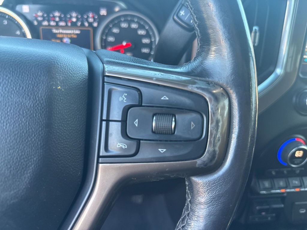 Used 2023 Chevrolet Silverado 3500 High Country image 11