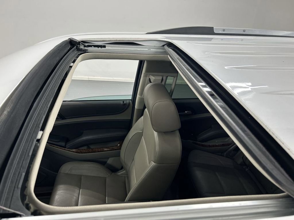 Certified 2020 Chevrolet Tahoe Premier AWD/4WD image 19